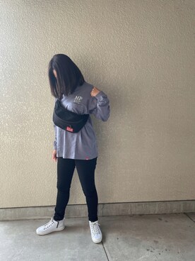 「くすみカラー」｜「アイテム（ボディバッグ/ウエストポーチ）」を使った、ONUC64さん（レディース・163cm）の秋コーディネート