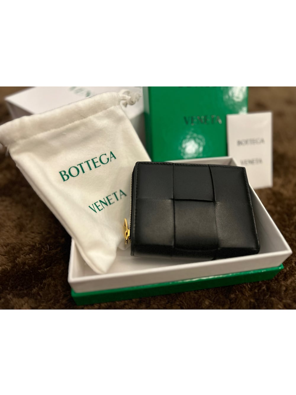 「ボッテガヴェネタ、ボッテガ、財布、財布新調」｜「BOTTEGA VENETAのアイテム（財布、ブラック系）」を使った、deさん（レディース・153cm）の冬コーディネートの1枚目の写真
