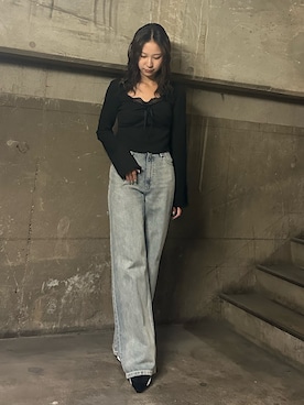 「EVRIS（エヴリス）のスウェードポインテッドスニーカーヒール（パンプス）」を使った、momokaさん（レディース・163cm）の秋コーディネート