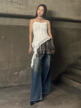 「EVRIS（エヴリス）のスウェードポインテッドスニーカーヒール（パンプス）」を使った、momokaさん（レディース・163cm）の夏コーディネート