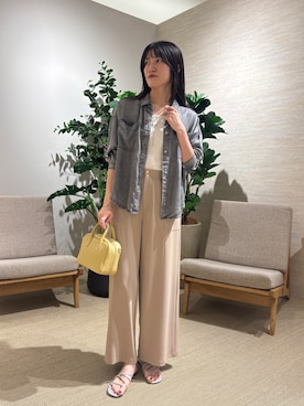 「Jena espace merveilleux(ジェナ エスパスメルヴェイユ)の【累計販売数1万枚突破!/サラッと快適】テンセルデニムシャツ(シャツ/ブラウス、グレー系)」を使った、harara11さん(レディース・166cm)の春コーディネート