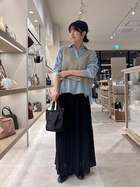 「Jena espace merveilleux(ジェナ エスパスメルヴェイユ)の【動きで魅せる】ランダムプリーツスカート(スカート、ブラック系)」を使った、harara11さん(レディース・166cm)の春コーディネート
