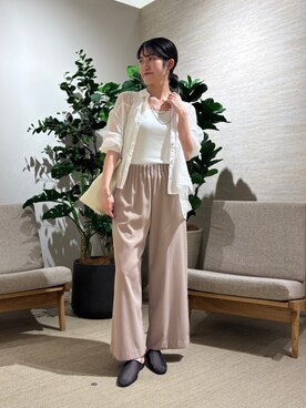 「Jena espace merveilleux(ジェナ エスパスメルヴェイユ)の袖ギャザーガーゼシャツ(シャツ/ブラウス、ホワイト系)」を使った、harara11さん(レディース・166cm)の春コーディネート