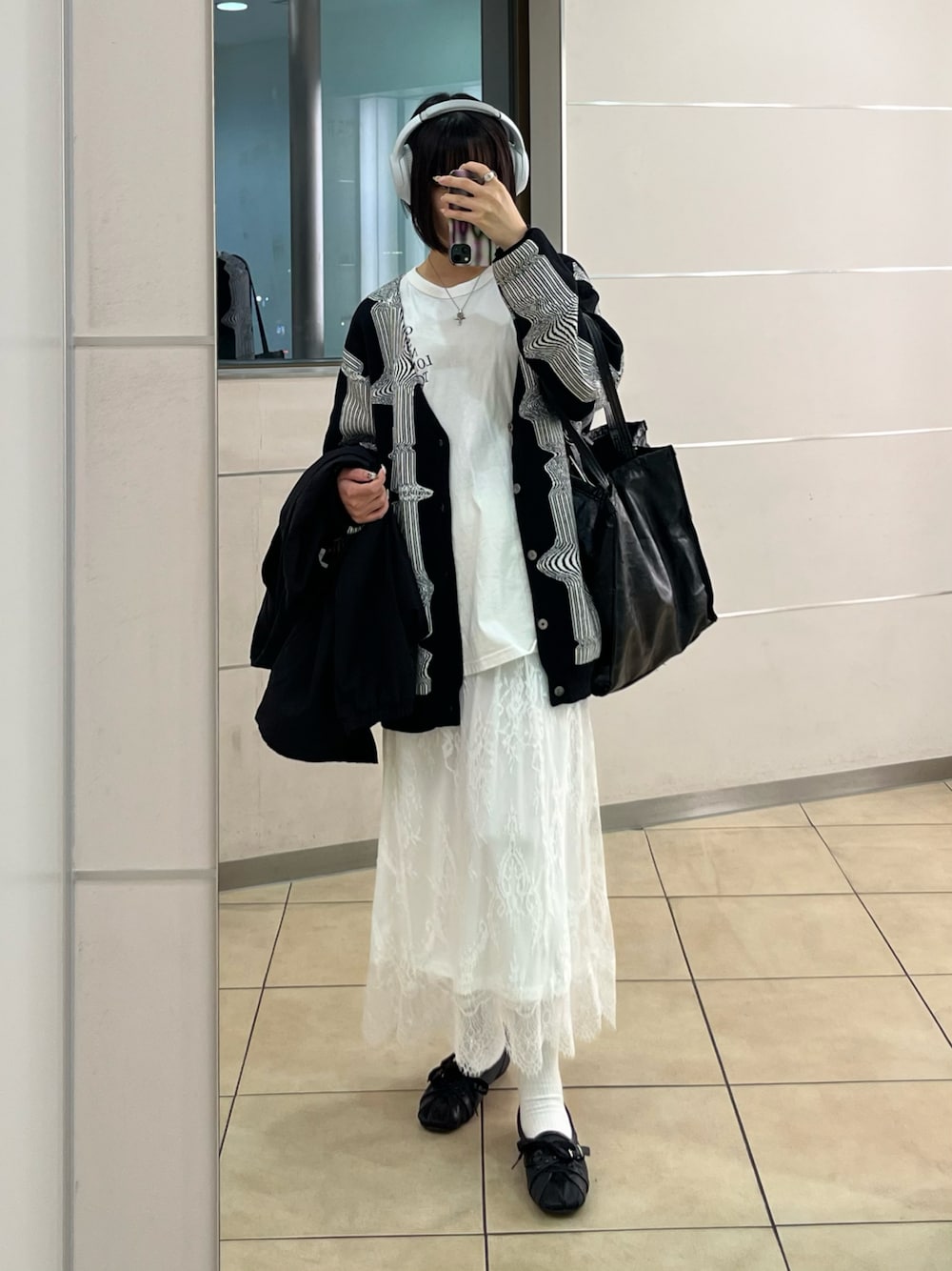 お値下げ♪タグ付き新品【SHENERY】レースマキシスカートblack 36 S SHENERY（シーナリー）の「【レイヤードにも◎/オールシーズン対応