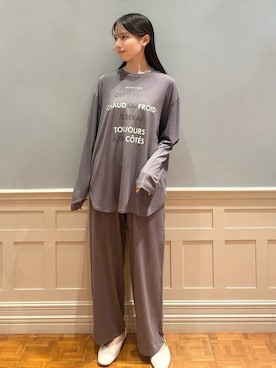 「アイテム（ルームウェア）」を使った、gelato piqueさん（レディース・161cm）の秋コーディネート