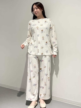 「アイテム（ルームウェア）」を使った、gelato piqueさん（レディース・162cm）の秋コーディネート