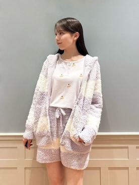 「アイテム（ルームウェア）」を使った、gelato piqueさん（レディース・161cm）の冬コーディネート