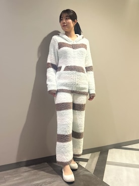 「アイテム（ルームウェア）」を使った、gelato piqueさん（レディース・165cm）の冬コーディネート
