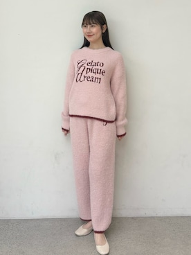 「アイテム（ルームウェア）」を使った、gelato piqueさん（レディース・165cm）の秋コーディネート