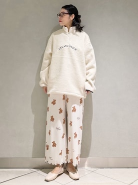 「アイテム（ルームウェア/パジャマ、ホワイト系）」を使った、gelato piqueさん（レディース・168cm）の秋コーディネート