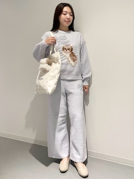 「アイテム（キーケース/キーアクセサリー）」を使った、gelato piqueさん（レディース・162cm）の秋コーディネート