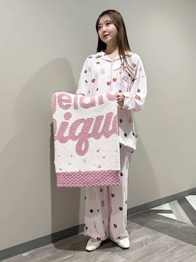 「アイテム（ブランケット）」を使った、gelato piqueさん（レディース・158cm）の冬コーディネート