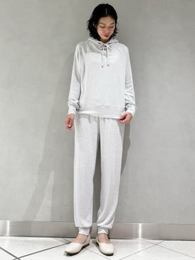 「アイテム（ルームウェア）」を使った、gelato piqueさん（レディース・168cm）の秋コーディネート