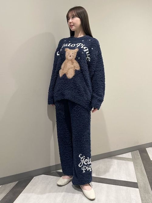 ジェラートピケ【HOLIDAY】ベアジャガードプルオーバー&ロングパンツ未開封 HOLIDAY】ジェラートスノーベアジャガードロングパンツ(ロングパンツ