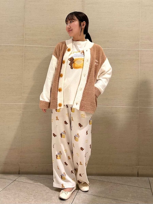 はちみつベア柄ワンポイントTシャツ（ルームウェア/パジャマ