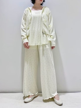 「アイテム（ルームウェア/パジャマ、イエロー系）」を使った、gelato piqueさん（レディース・155cm）の春コーディネート