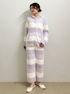 「アイテム（ルームウェア）」を使った、gelato piqueさん（レディース・164cm）の冬コーディネート