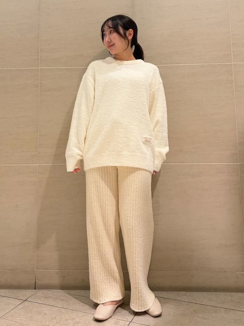 カラフルパウダープルオーバー＆ベビモコリブロングパンツセット