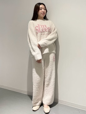 「アイテム（ルームウェア）」を使った、gelato piqueさん（レディース・162cm）の秋コーディネート