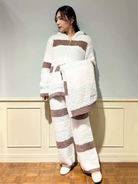 「アイテム（ブランケット）」を使った、gelato piqueさん（レディース・158cm）の冬コーディネート