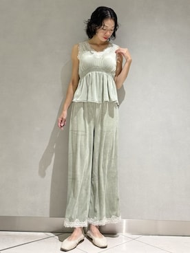「アイテム（ルームウェア）」を使った、gelato piqueさん（レディース・168cm）の秋コーディネート