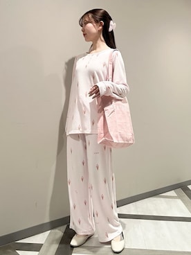 「アイテム（ルームウェア/パジャマ）」を使った、gelato piqueさん（レディース・158cm）の秋コーディネート