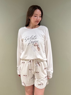 「アイテム（ルームウェア）」を使った、gelato piqueさん（レディース・157cm）の秋コーディネート