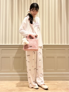 「アイテム（ルームウェア）」を使った、gelato piqueさん（レディース・160cm）の秋コーディネート
