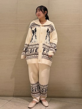 「アイテム（ルームウェア）」を使った、gelato piqueさん（レディース・158cm）の秋コーディネート