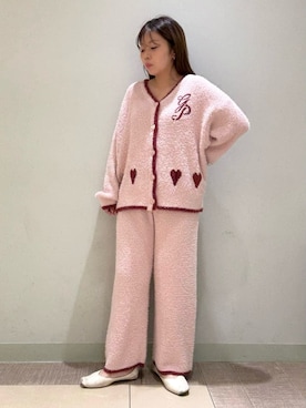 「アイテム（ルームウェア）」を使った、gelato piqueさん（レディース・158cm）の秋コーディネート