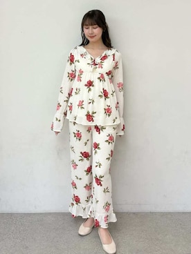 「gelato pique（ジェラートピケ）のヴィンテージローズ柄プルオーバー（ルームウェア/パジャマ）」を使った、gelato piqueさん（レディース・165cm）の秋コーディネート