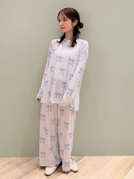 「アイテム（ルームウェア、ブルー系）」を使った、gelato piqueさん（レディース・156cm）の秋コーディネート