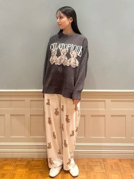 「アイテム（ルームウェア）」を使った、gelato piqueさん（レディース・161cm）の秋コーディネート
