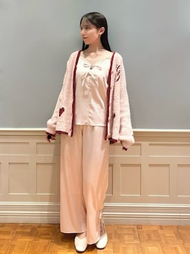 「アイテム（ルームウェア）」を使った、gelato piqueさん（レディース・161cm）の秋コーディネート