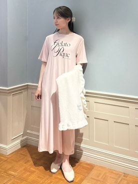 「アイテム（インテリア）」を使った、gelato piqueさん（レディース・161cm）の春コーディネート