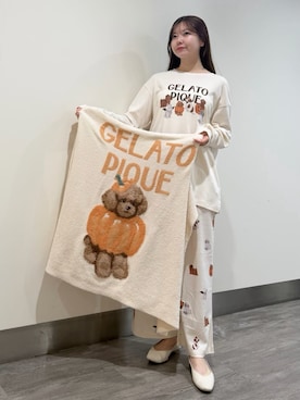 「アイテム（ルームウェア/パジャマ、ベージュ系）」を使った、gelato piqueさん（レディース・158cm）の秋コーディネート