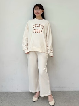 「gelato pique（ジェラートピケ）のカレッジロゴロンT（ルームウェア/パジャマ）」を使った、gelato piqueさん（レディース・165cm）の秋コーディネート