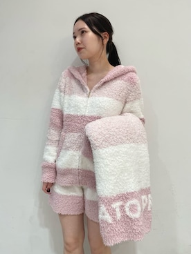 「アイテム（ルームウェア）」を使った、gelato piqueさん（レディース・158cm）の冬コーディネート