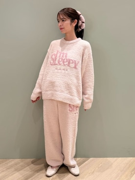 「アイテム（ルームウェア）」を使った、gelato piqueさん（レディース・156cm）の秋コーディネート