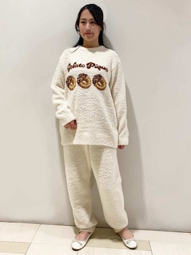 「アイテム（ルームウェア）」を使った、gelato piqueさん（レディース・150cm）の冬コーディネート