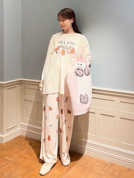 「アイテム（ルームウェア/パジャマ、ベージュ系）」を使った、gelato piqueさん（レディース・161cm）の秋コーディネート