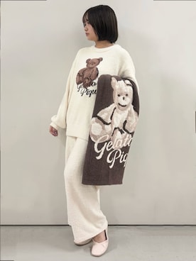 「アイテム（ブランケット）」を使った、gelato piqueさん（レディース・157cm）の秋コーディネート