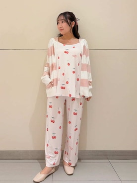「アイテム（その他ルームウェア、レッド系）」を使った、gelato piqueさん（レディース・158cm）の春コーディネート