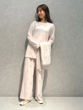 「アイテム（ブランケット）」を使った、gelato piqueさん（レディース・156cm）の春コーディネート