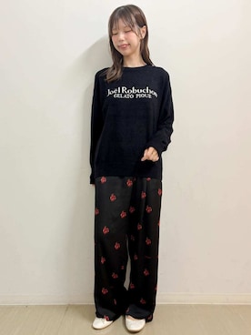「アイテム（ルームウェア、レッド系）」を使った、gelato piqueさん（レディース・161cm）の秋コーディネート