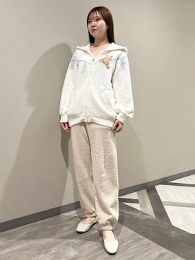「アイテム（ルームウェア/パジャマ）」を使った、gelato piqueさん（レディース・158cm）の冬コーディネート