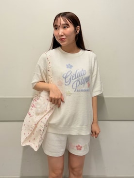 「アイテム（キーケース/キーアクセサリー）」を使った、gelato piqueさん（レディース・158cm）の秋コーディネート