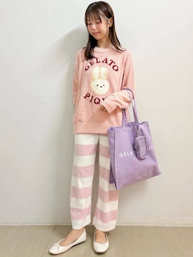 「アイテム（トートバッグ、パープル系）」を使った、gelato piqueさん（レディース・161cm）の秋コーディネート