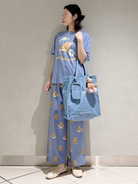 「アイテム（ポーチ）」を使った、gelato piqueさん（レディース・168cm）の春コーディネート