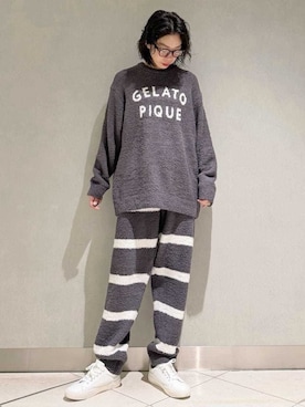 「アイテム（ルームウェア）」を使った、gelato piqueさん（レディース・168cm）の冬コーディネート
